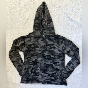 Women's Sundry Gray Camouflage Hoodie Sweatshirt Size M